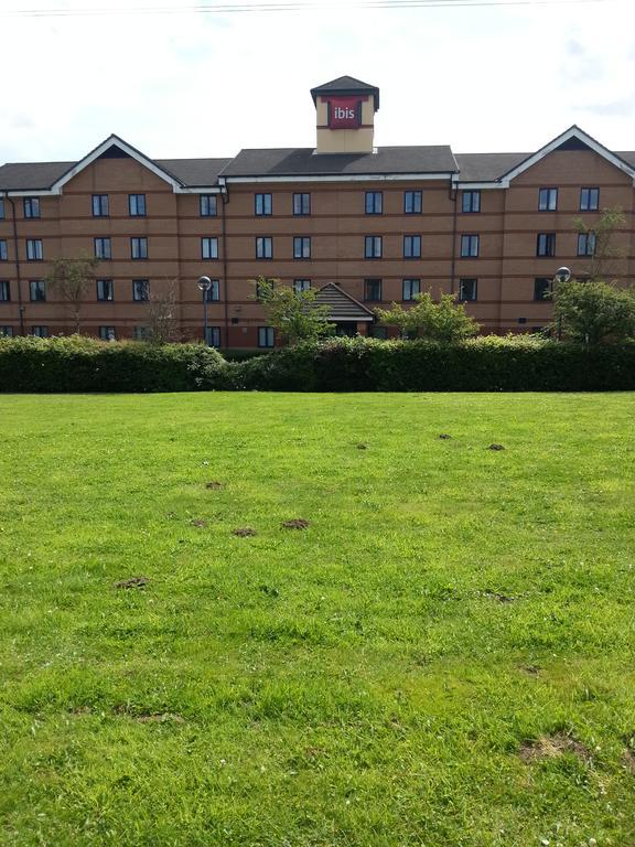 Ibis Rotherham East - Exterior photo