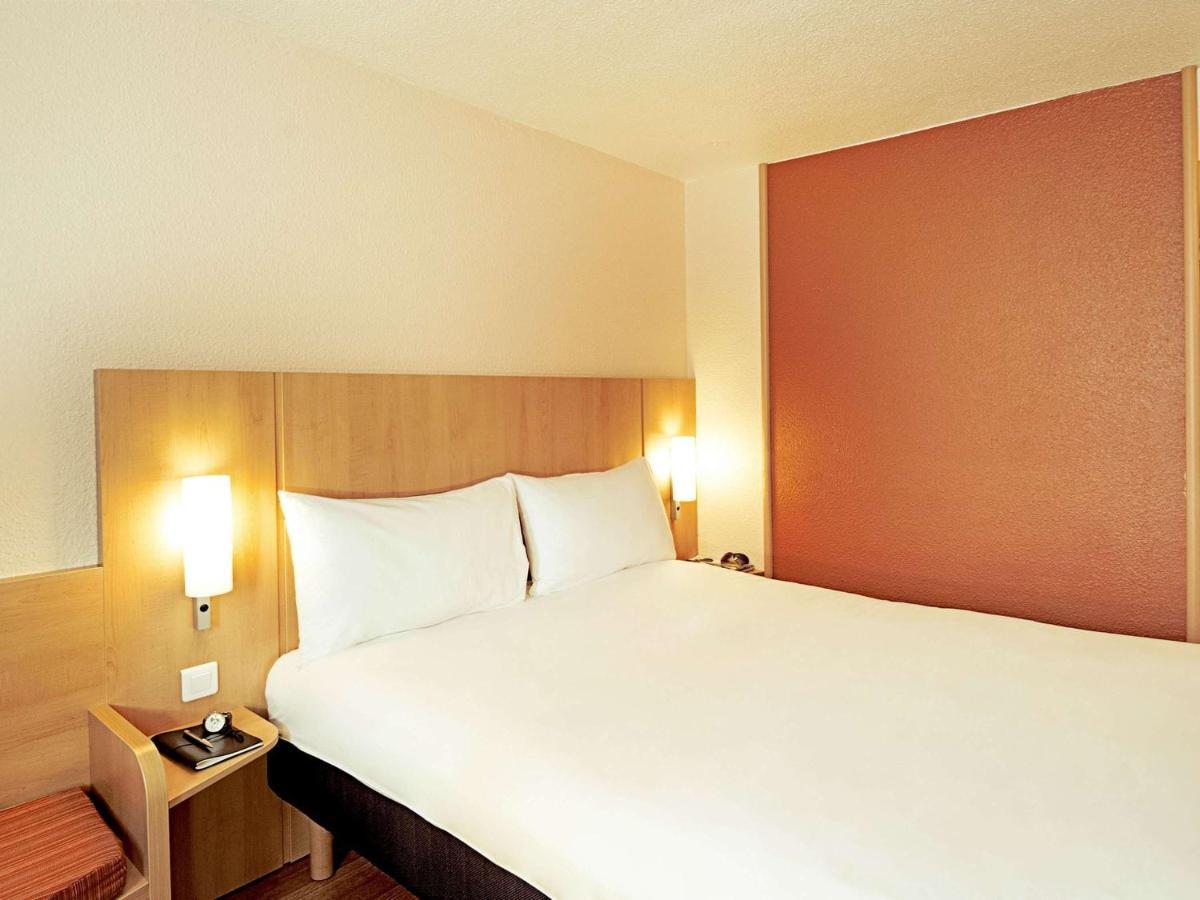 Ibis Rotherham East - Exterior photo