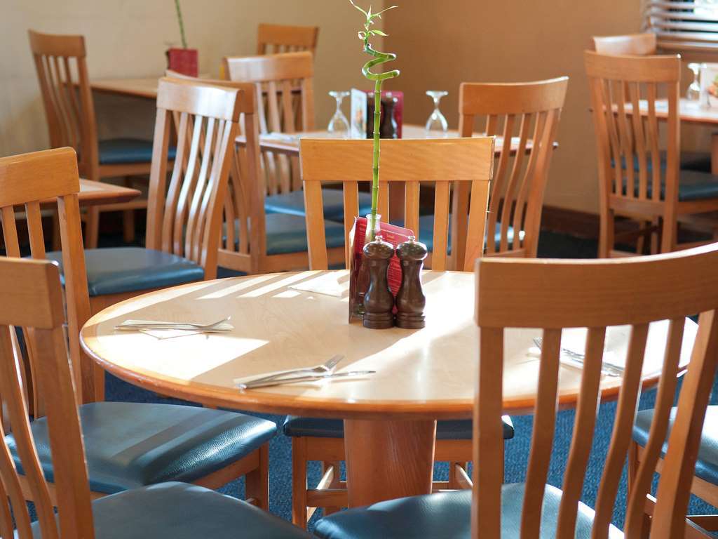 Ibis Rotherham East - Restaurant photo